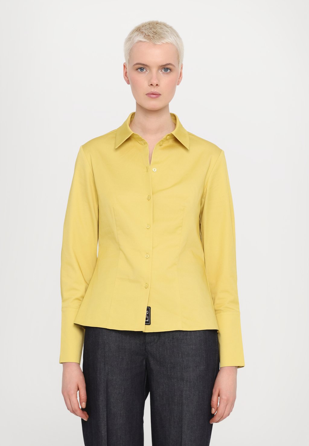 Блузка на пуговицах MIDTOWN MAX&Co., желтый
Блузка на пуговицах MIDTOWN MAX&Co., желтый