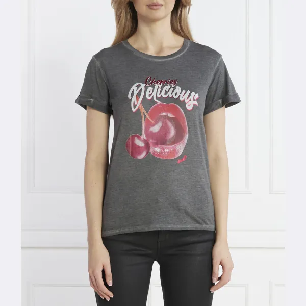 Футболка свободного кроя Guess, черный
Футболка свободного кроя Guess, черный