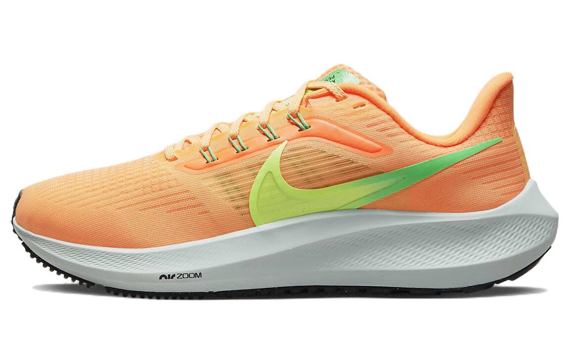 Nike Air Zoom Pegasus 39 персиково-кремовый зеленый шок (женские)
Nike Air Zoom Pegasus 39 персиково-кремовый зеленый шок (женские)