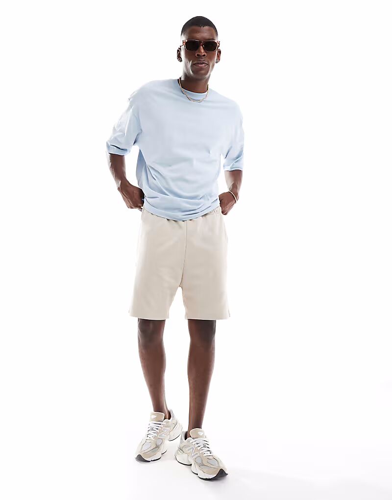 Jack & Jones свободные спортивные шорты бежевого цвета
Jack & Jones свободные спортивные шорты бежевого цвета