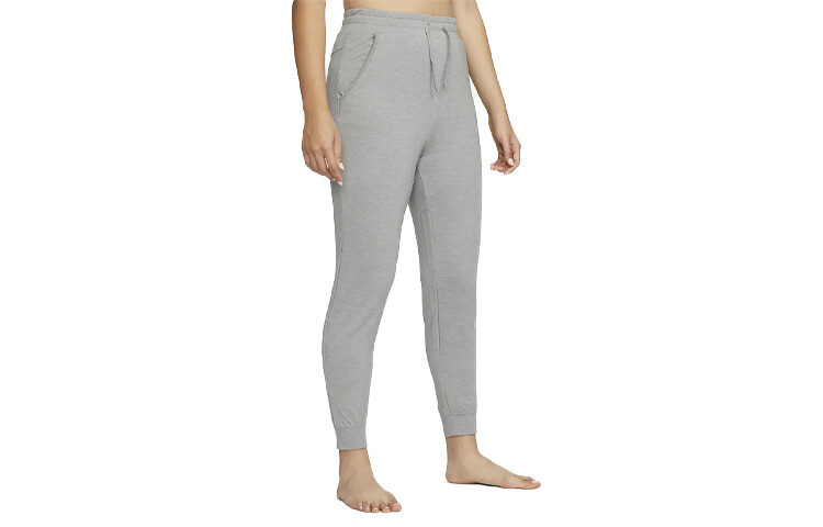 Трикотажные спортивные штаны женские серые Nike
Трикотажные спортивные штаны женские серые Nike