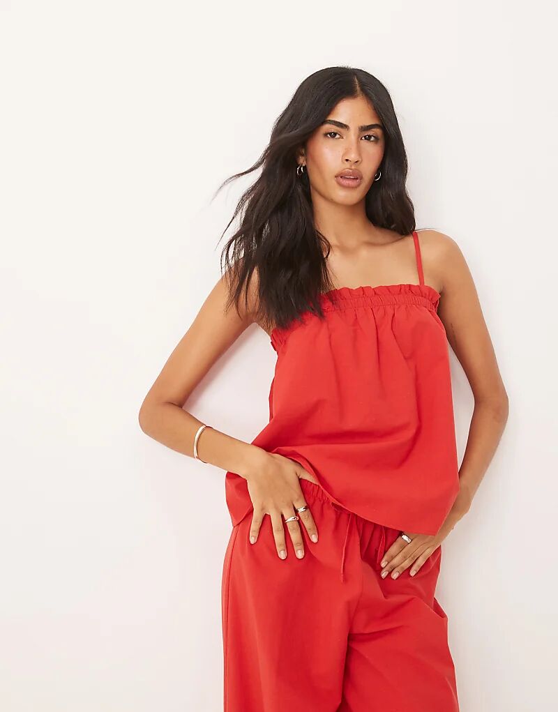 Топ-трапеция ASOS DESIGN из льняной смеси красного цвета — часть комплекта
Топ-трапеция ASOS DESIGN из льняной смеси красного цвета — часть комплекта