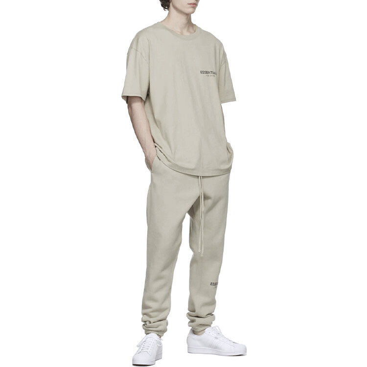 Футболка FW21 мужская бежевая Fear Of God Essentials, бежевый
Футболка FW21 мужская бежевая Fear Of God Essentials, бежевый