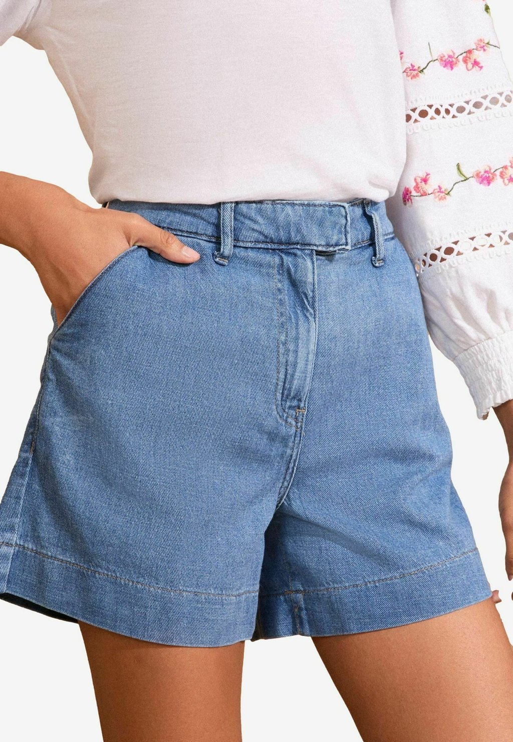 Брюки Love & Roses, синий
Брюки Love & Roses, синий