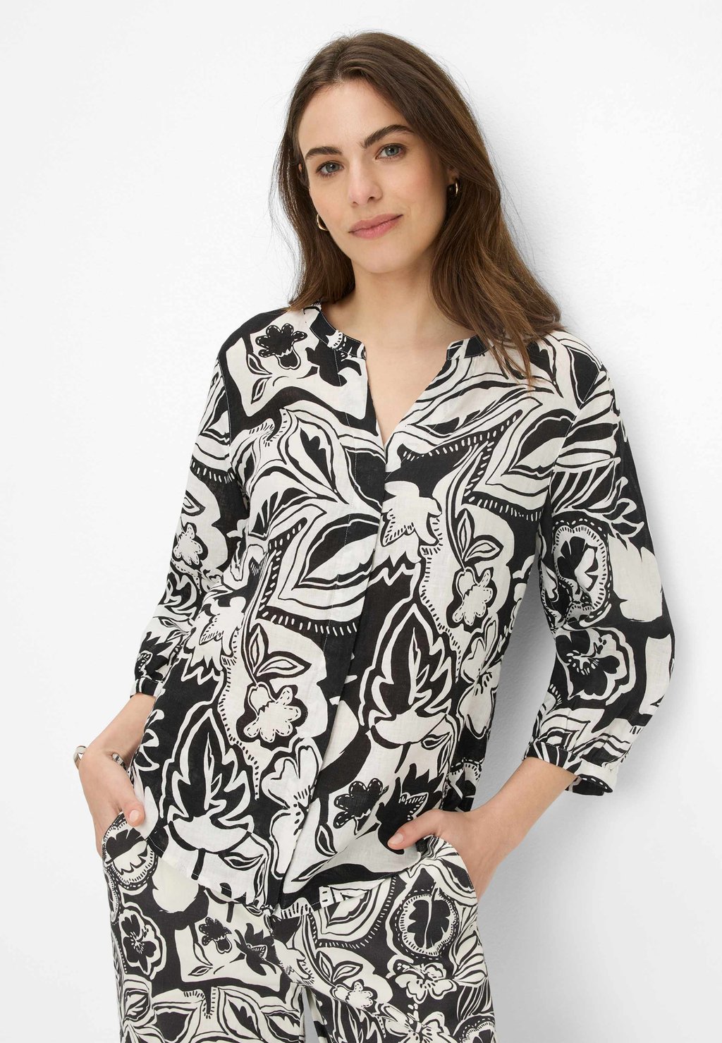 Блуза STYLE VELIA BRAX, черный
Блуза STYLE VELIA BRAX, черный