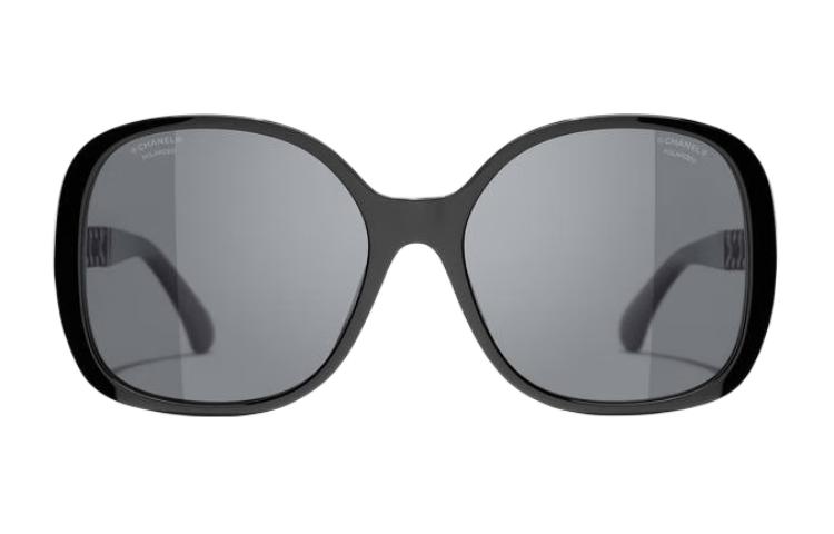 CHANEL Ацетатные солнцезащитные очки неправильной формы из телячьей кожи черные женские, Black
CHANEL Ацетатные солнцезащитные очки неправильной формы из телячьей кожи черные женские, Black