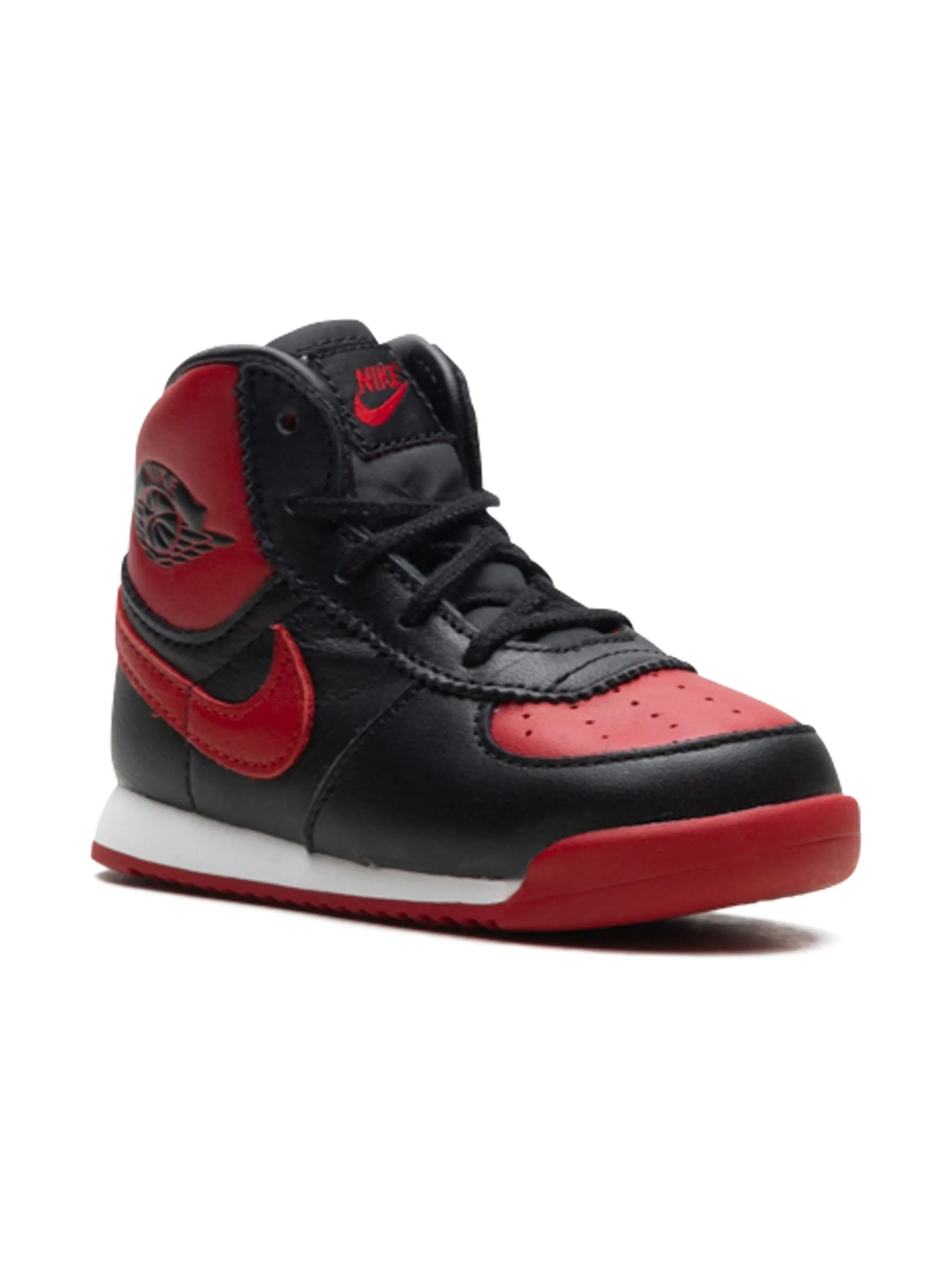 Кроссовки Air Jordan 1 High 85 Bred Jordan Kids, черный
Кроссовки Air Jordan 1 High 85 Bred Jordan Kids, черный
