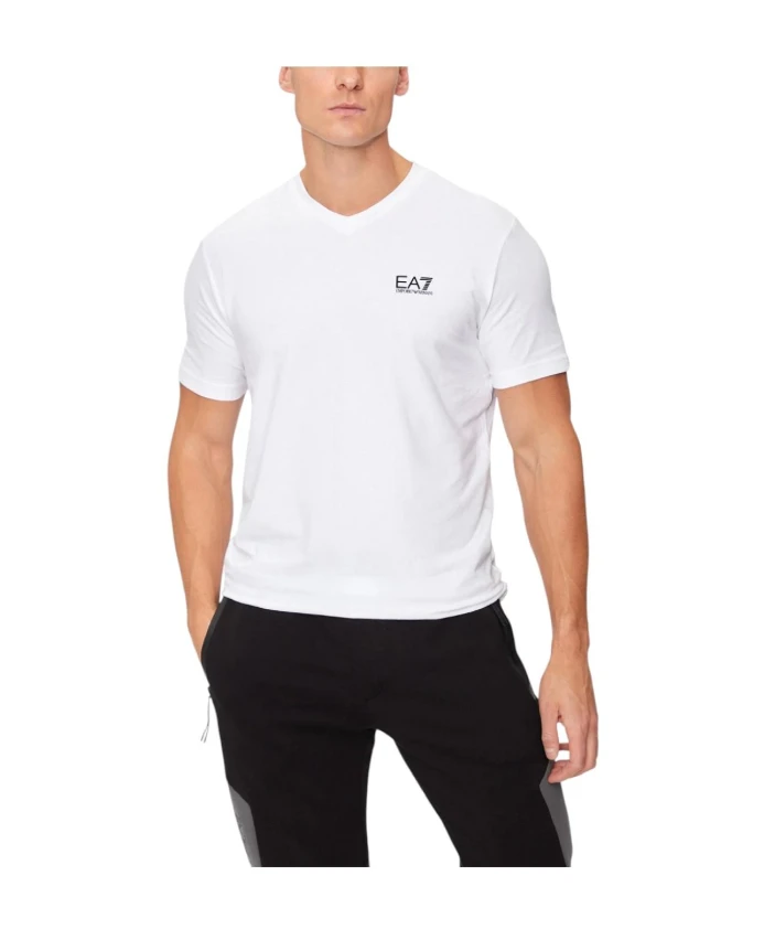 Футболка с минималистичным логотипом Emporio Armani, белый
Футболка с минималистичным логотипом Emporio Armani, белый