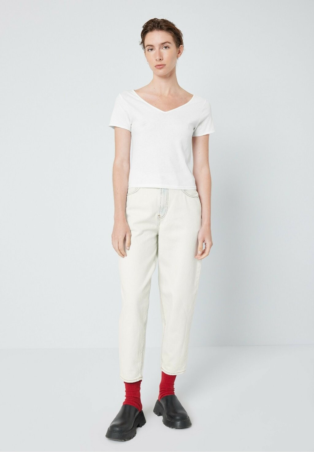 Простая футболка AKSUN American Vintage, белый
Простая футболка AKSUN American Vintage, белый