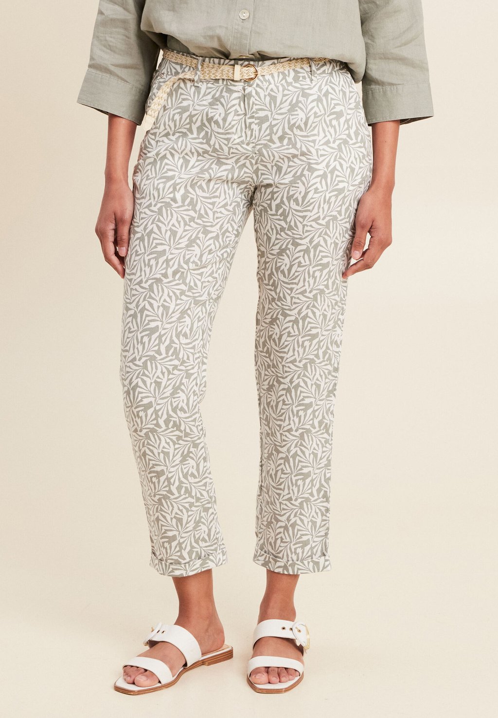 Брюки MIT GÜRTEL Breal, хаки
Брюки MIT GÜRTEL Breal, хаки