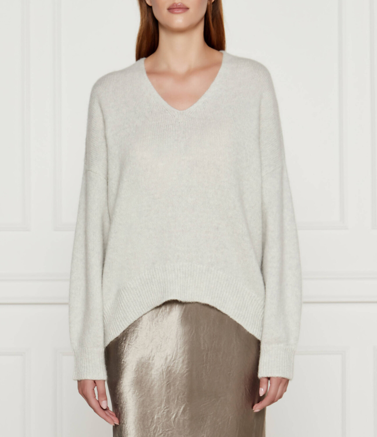 Свитер из шерсти BOSS ORANGE C_Fondys Oversize fit, серый
Свитер из шерсти BOSS ORANGE C_Fondys Oversize fit, серый