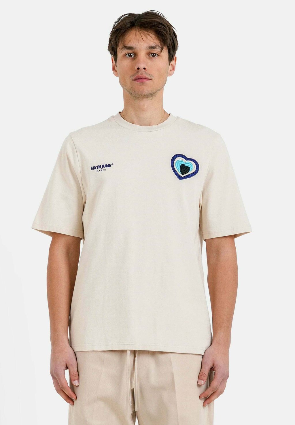 Футболка с принтом HEART Sixth June, бежевый
Футболка с принтом HEART Sixth June, бежевый