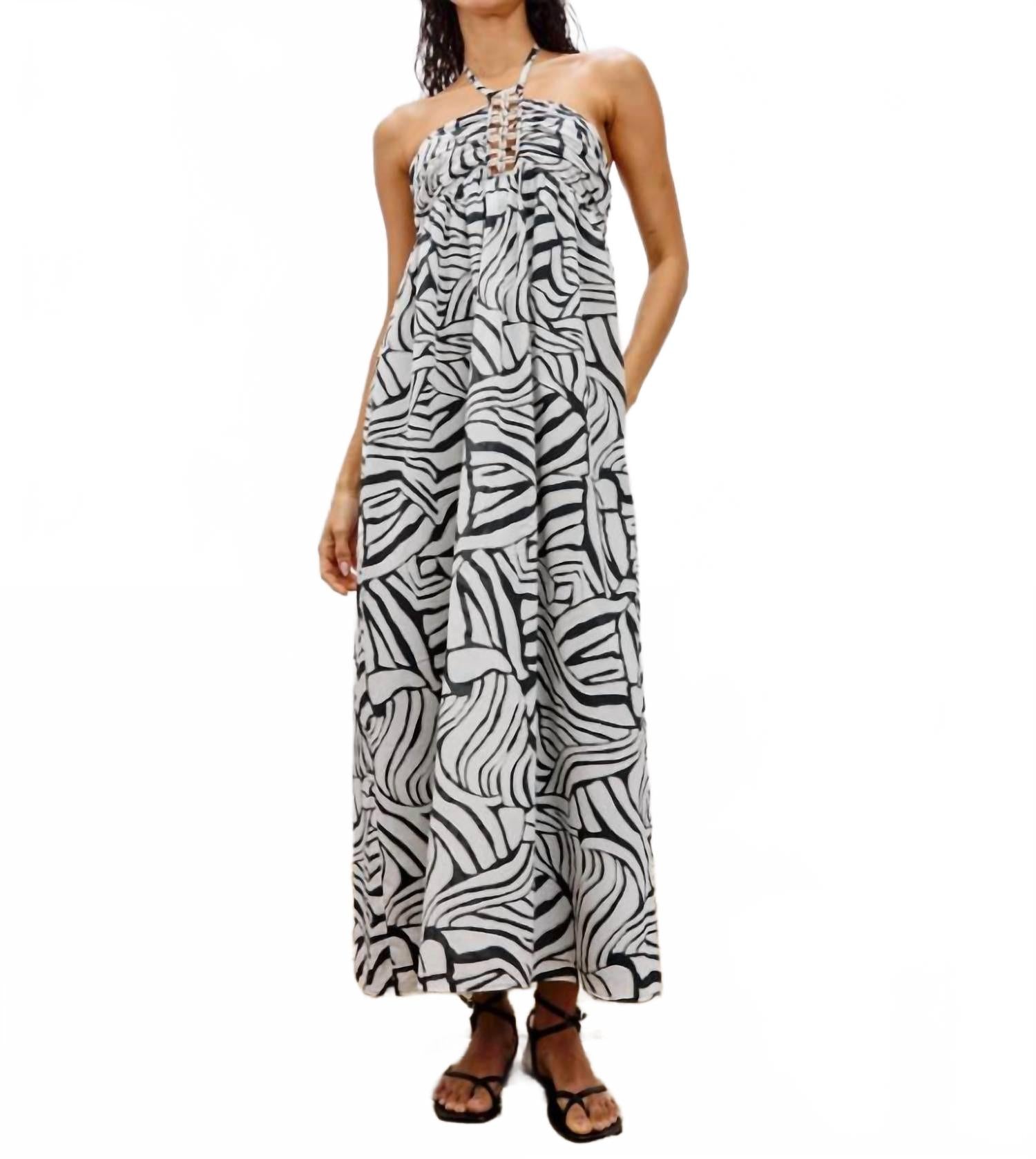 Платье палаццо макси в Плайя-Бланка Rails, Playa Blanca
Платье палаццо макси в Плайя-Бланка Rails, Playa Blanca