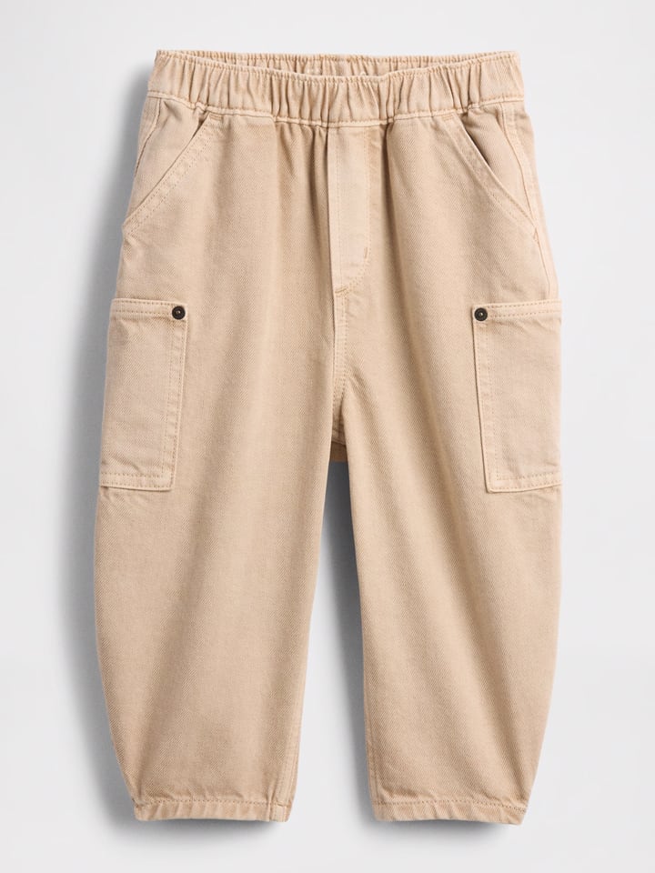 GAP Брюки-карго бежевого цвета
GAP Брюки-карго бежевого цвета