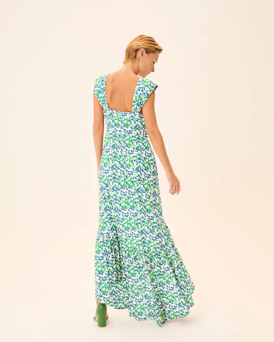 Длинное платье Marsella с квадратным вырезом и оборкой в цветочный принт Dolores Promesas, синий
Длинное платье Marsella с квадратным вырезом и оборкой в цветочный принт Dolores Promesas, синий