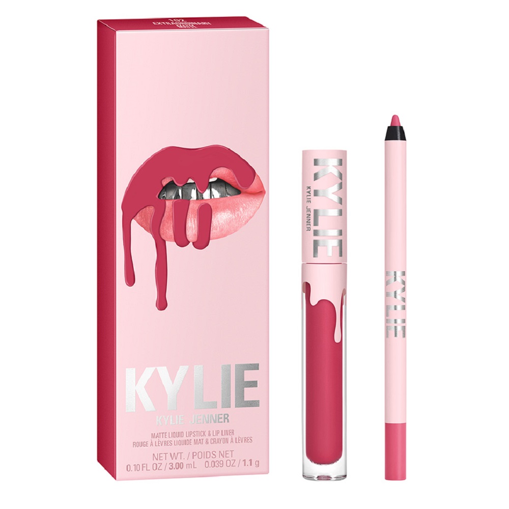 Набор матовой помады для губ matte lip kit Kylie Cosmetics, цвет nr. 102 extraordinary, количество 1 шт.
Набор матовой помады для губ matte lip kit Kylie Cosmetics, цвет nr. 102 extraordinary, количество 1 шт.