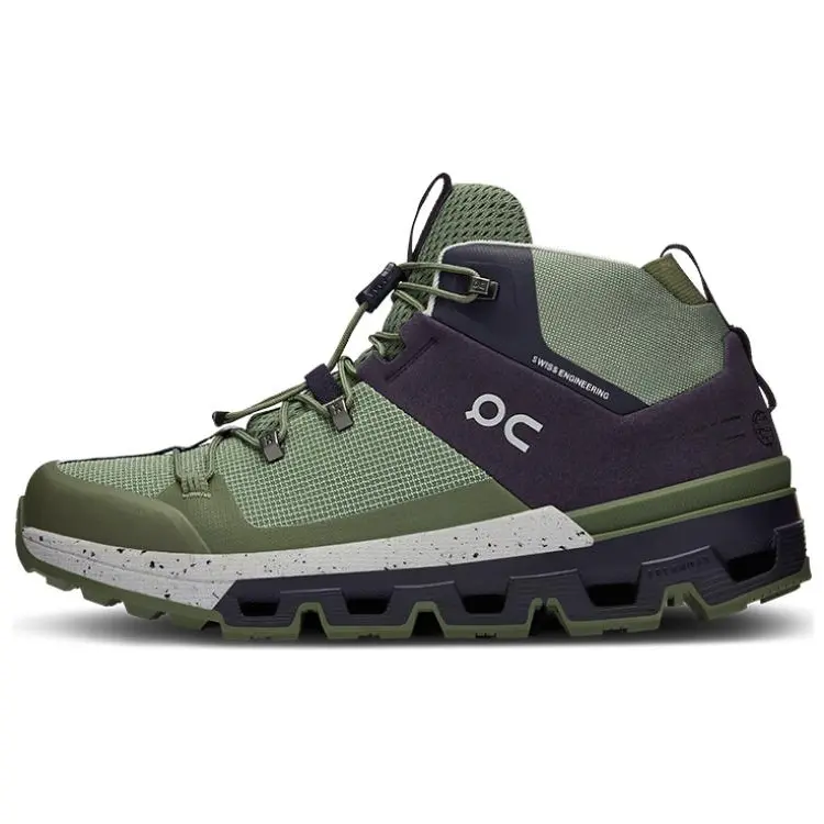 Кроссовки женские Cloudtrax Hiking, средние, черные On
Кроссовки женские Cloudtrax Hiking, средние, черные On