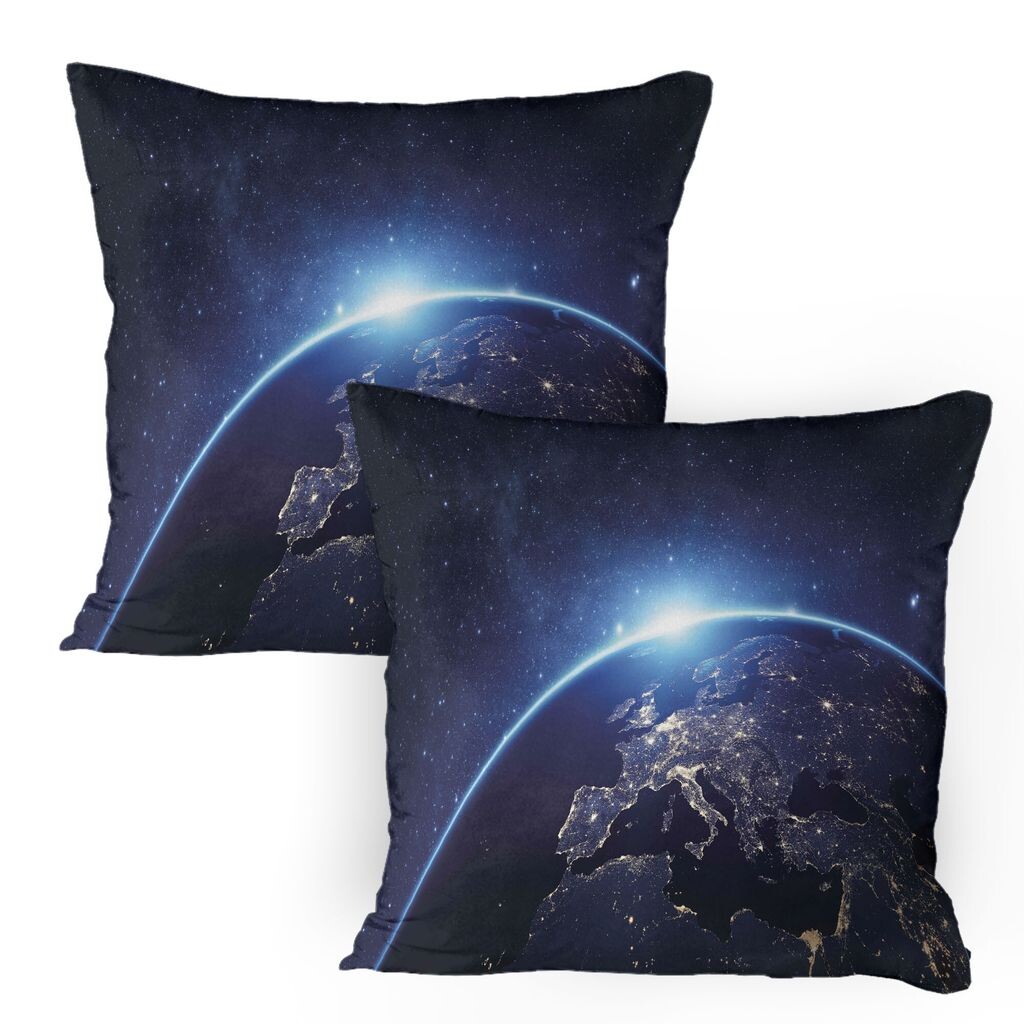 ABAKUHAUS Earth Чехлы для подушек, набор из 2 шт., «Планета из космоса в ночное время», тематическое изображение неземного межзвездного пространства в стиле галактической астрономии, чехол для подушки с декоративным принтом, 80 x 80 см, темно-си...
ABAKUHAUS Earth Чехлы для подушек, набор из 2 шт., «Планета из космоса в ночное время», тематическое изображение неземного межзвездного пространства в стиле галактической астрономии, чехол для подушки с декоративным принтом, 80 x 80 см, темно-си...