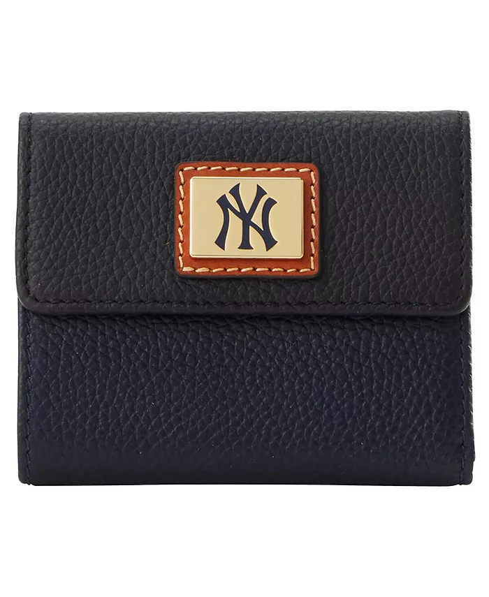 Кошелек для кредитных карт New York Yankees с откидной крышкой Dooney & Bourke
Кошелек для кредитных карт New York Yankees с откидной крышкой Dooney & Bourke