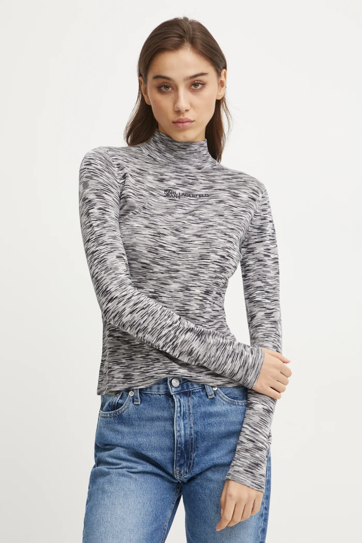 Свитер Karl Lagerfeld Jeans, серый
Свитер Karl Lagerfeld Jeans, серый