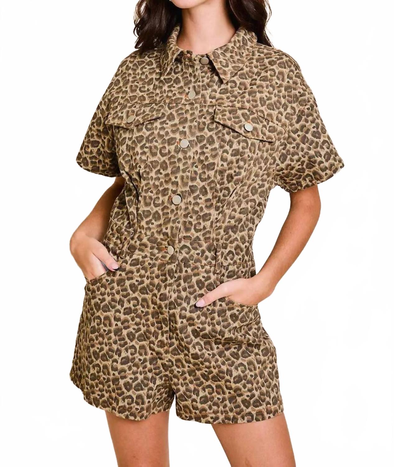 Леопардовый короткий комбинезон в цвете таупово-коричневый LE LIS
Леопардовый короткий комбинезон в цвете таупово-коричневый LE LIS