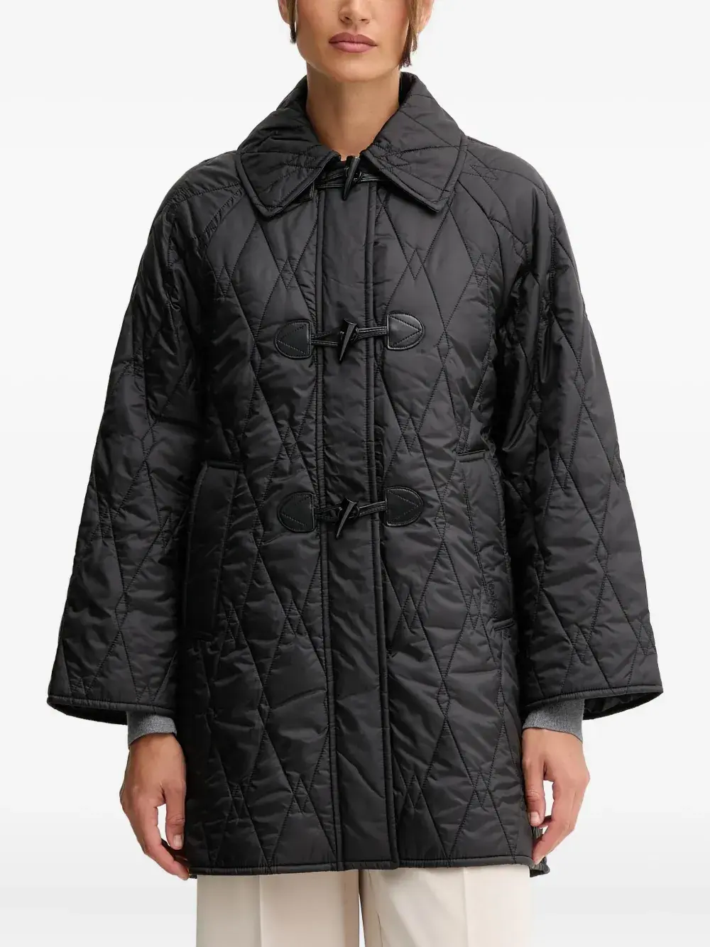 Стёганая куртка с застёжками-тогглами Barbour, черный
Стёганая куртка с застёжками-тогглами Barbour, черный