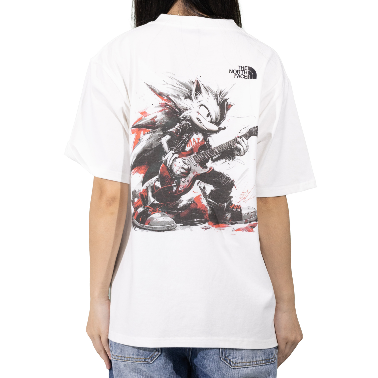 Футболка унисекс белая THE NORTH FACE
Футболка унисекс белая THE NORTH FACE