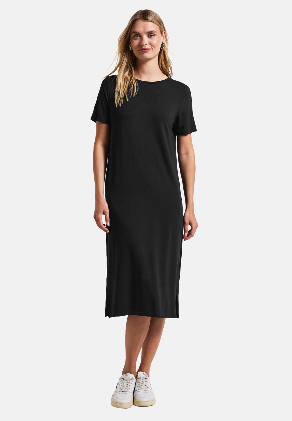 Платье из джерси MIT SCHLITZDETAIL Street One, черный
Платье из джерси MIT SCHLITZDETAIL Street One, черный