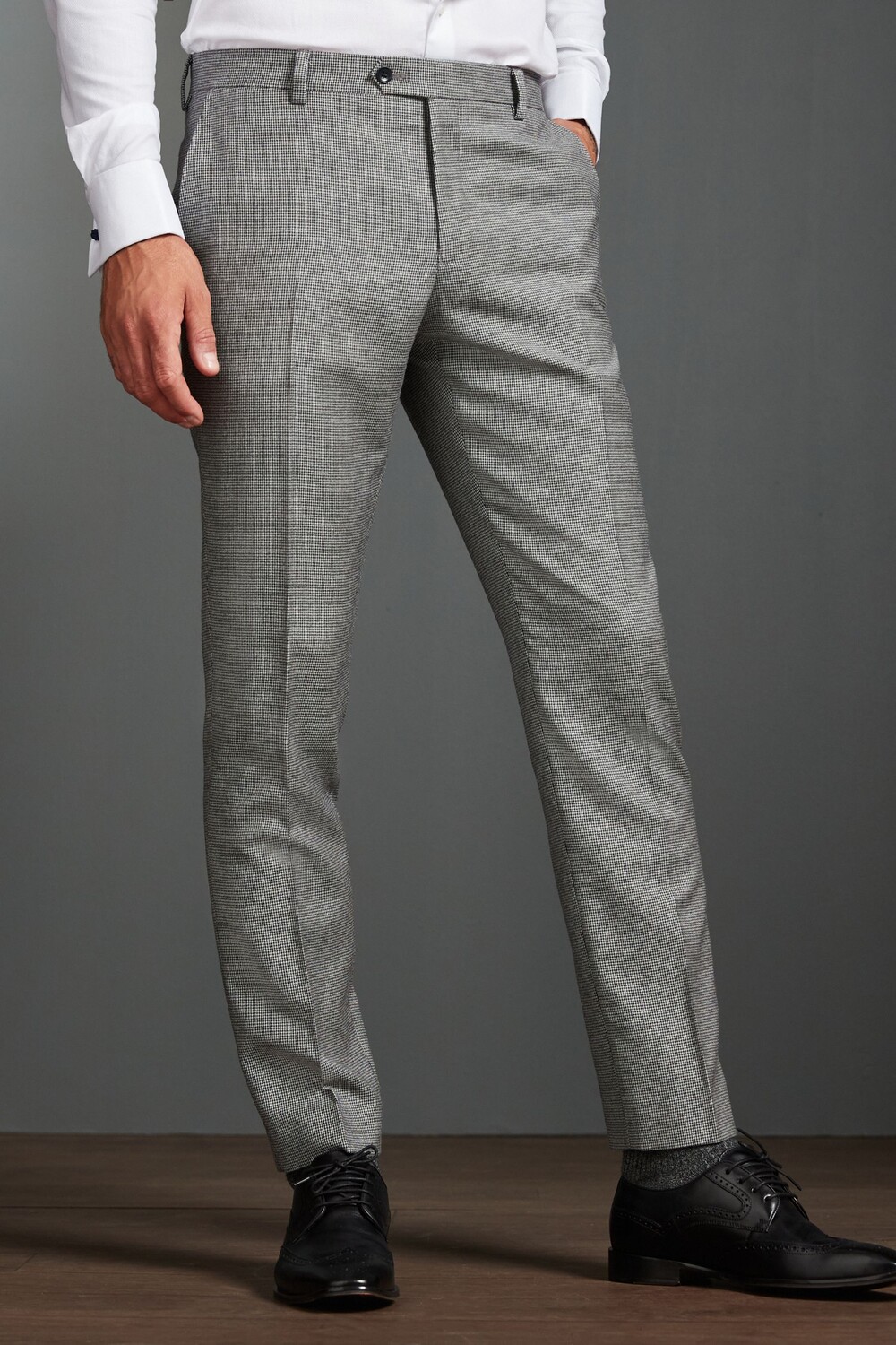 Костюм Slim fit Signature Empire Mills 100% шерсть брюки с принтом щенка Next, серый
Костюм Slim fit Signature Empire Mills 100% шерсть брюки с принтом щенка Next, серый