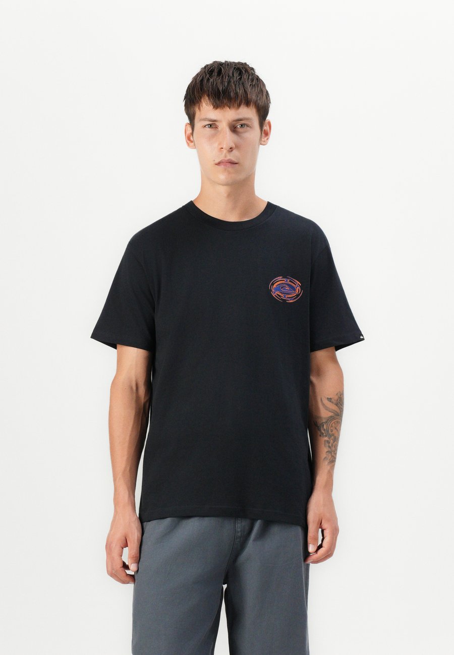 Футболка Quiksilver MOON RUN UNISEX, Black, Черный, Футболка Quiksilver MOON RUN UNISEX, Black
Футболка Quiksilver MOON RUN UNISEX, Black, Черный, Футболка Quiksilver MOON RUN UNISEX, Black