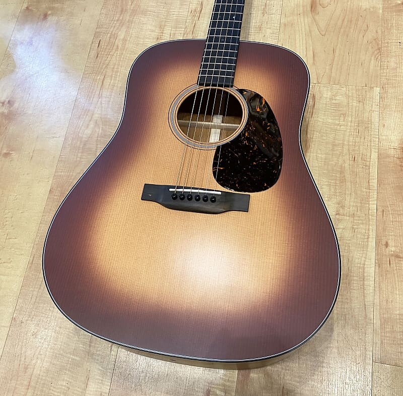 Акустическая гитара Martin Standard Series D-18 2023 Acoustic Guitar Satin Amberburst 
Акустическая гитара Martin Standard Series D-18 2023 Acoustic Guitar Satin Amberburst