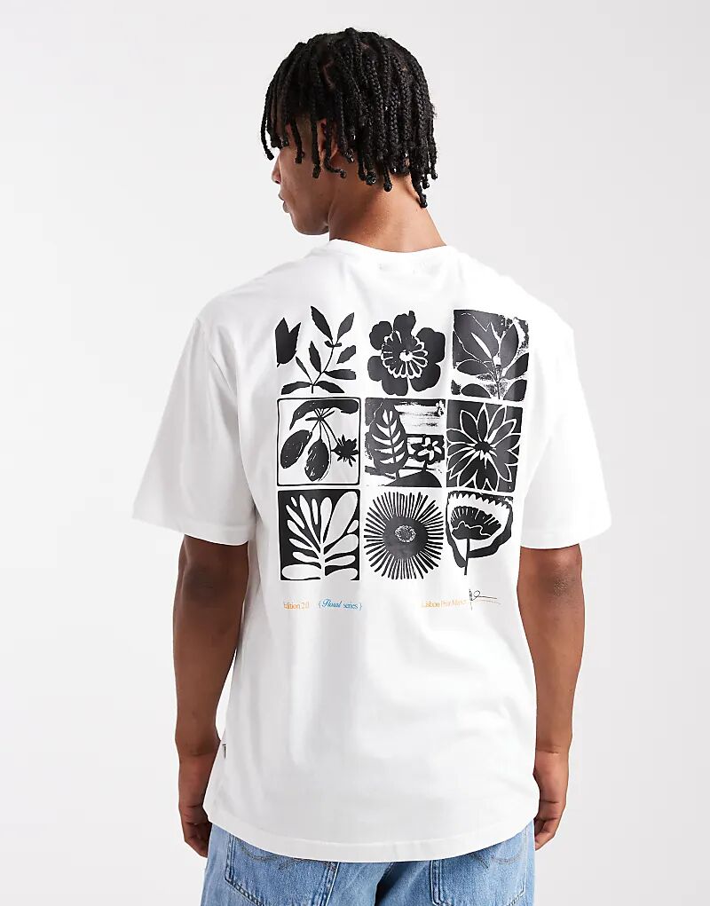 Футболка ONLY & SONS свободного кроя с цветочным принтом на спине белого цвета
Футболка ONLY & SONS свободного кроя с цветочным принтом на спине белого цвета