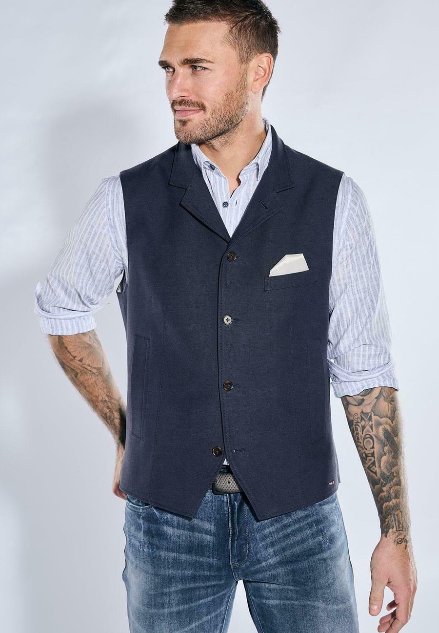 Куртка Emilio Adani SAKKO, Saphirblau/Dark Blue
Куртка Emilio Adani SAKKO, Saphirblau/Dark Blue