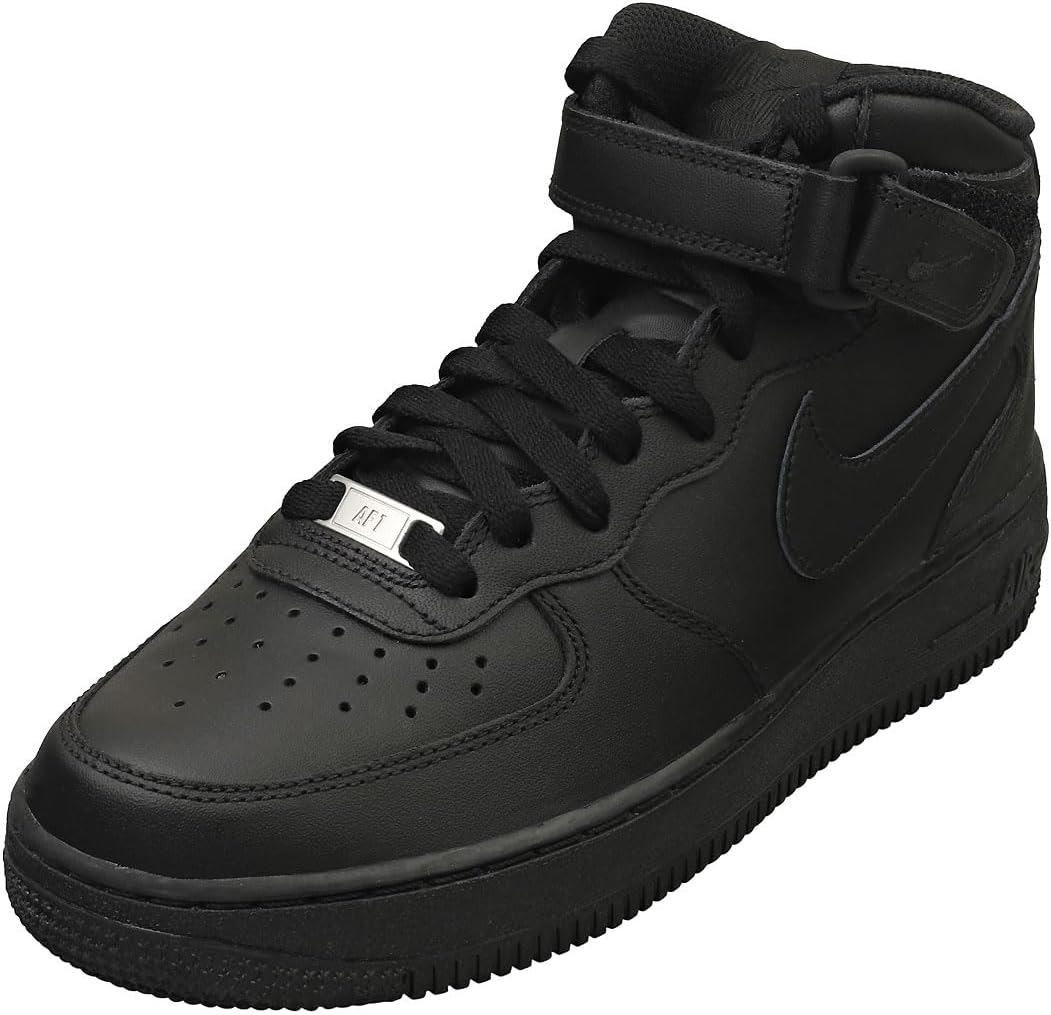 Мужские кроссовки Nike Air Force 1 Mid, черный
Мужские кроссовки Nike Air Force 1 Mid, черный
