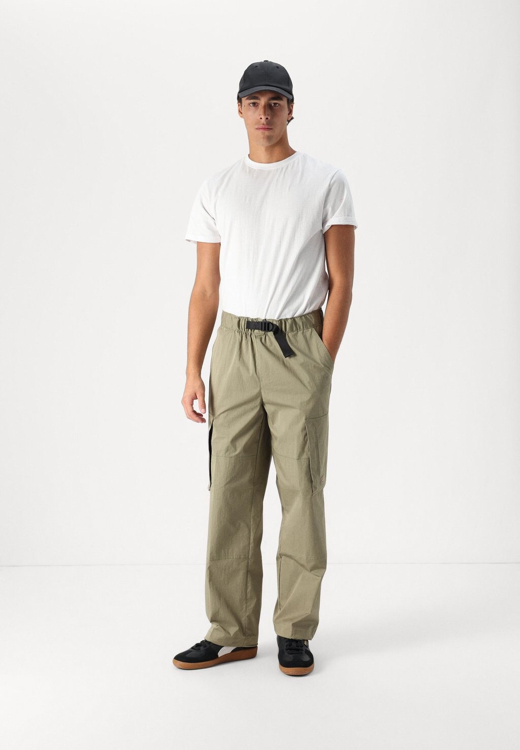 Брюки карго PANT Dickies, темно-зеленый
Брюки карго PANT Dickies, темно-зеленый