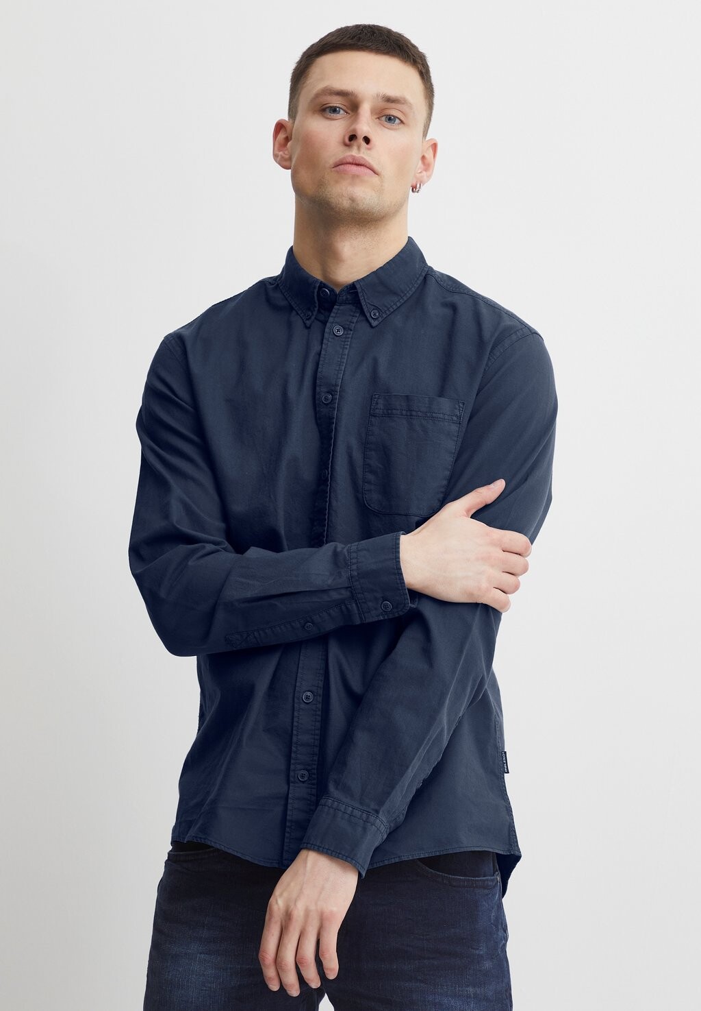 Рубашка BH BUGLEY GARMENT DYED OXFORD Blend, цвет dress blues
Рубашка BH BUGLEY GARMENT DYED OXFORD Blend, цвет dress blues