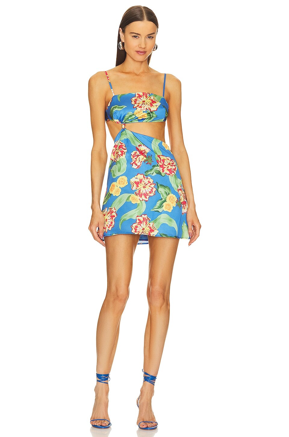 Платье мини MORE TO COME Aminah, цвет Blue Floral
Платье мини MORE TO COME Aminah, цвет Blue Floral