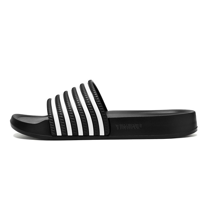 Eminu Тапочки-слайды мужские черные
Eminu Тапочки-слайды мужские черные