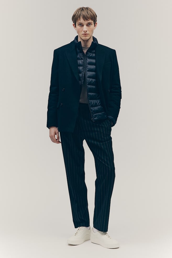 Легкая куртка-пуховик облегающего кроя H&M, черный
Легкая куртка-пуховик облегающего кроя H&M, черный