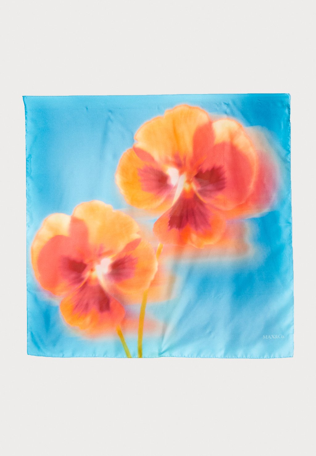 Шарф BATTISTA MAX&Co., светло-голубой 
Шарф BATTISTA MAX&Co., светло-голубой