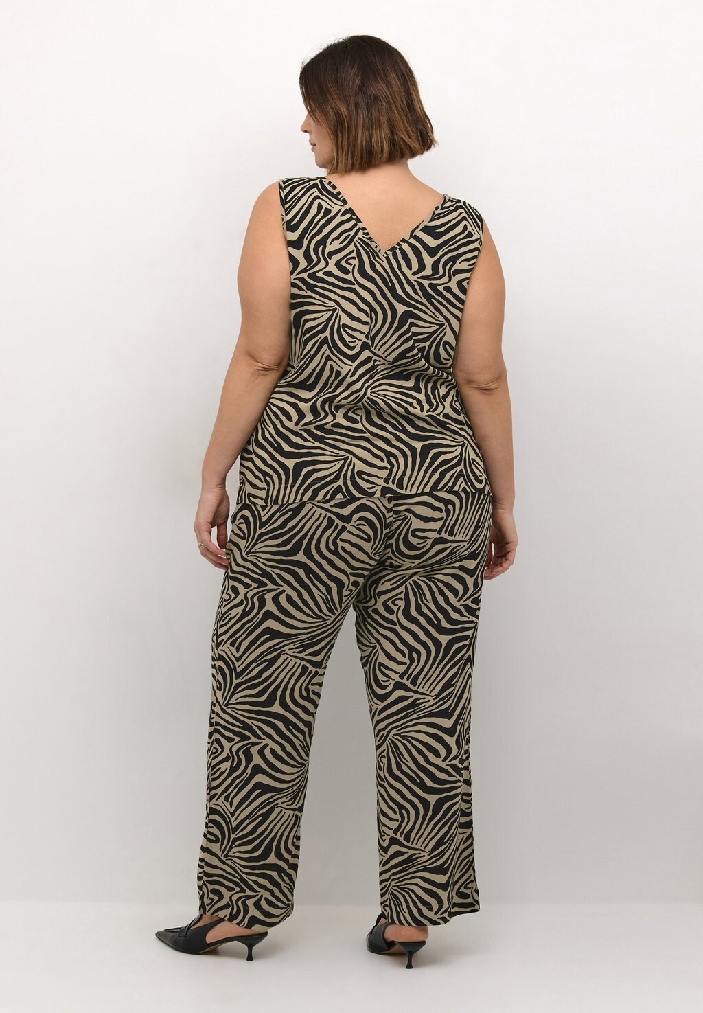 Блуза MILLE Kaffe Curve, коричневый
Блуза MILLE Kaffe Curve, коричневый