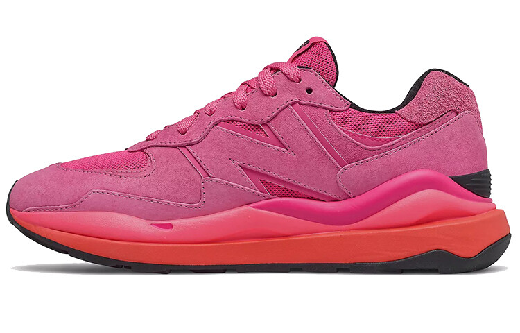 Кроссовки New Balance NB 5740 Lifestyle Unisex, темно-розовый
Кроссовки New Balance NB 5740 Lifestyle Unisex, темно-розовый