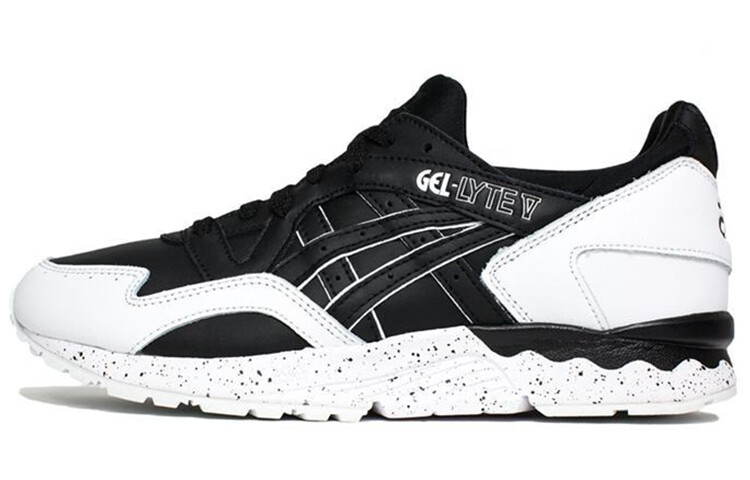 Кроссовки Asics Gel-Lyte V Oreo Pack White
Кроссовки Asics Gel-Lyte V Oreo Pack White