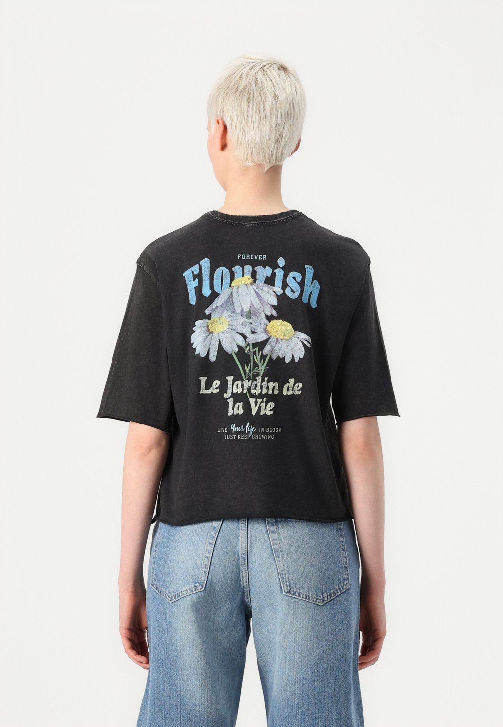 Футболка с принтом ONLLUCY LIFE FLOWERS ONLY, черный
Футболка с принтом ONLLUCY LIFE FLOWERS ONLY, черный