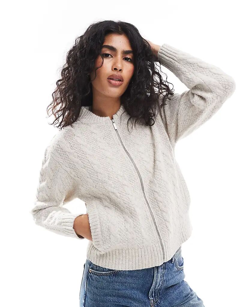 Кардиган на молнии с косами в цвете экрю Threadbare
Кардиган на молнии с косами в цвете экрю Threadbare