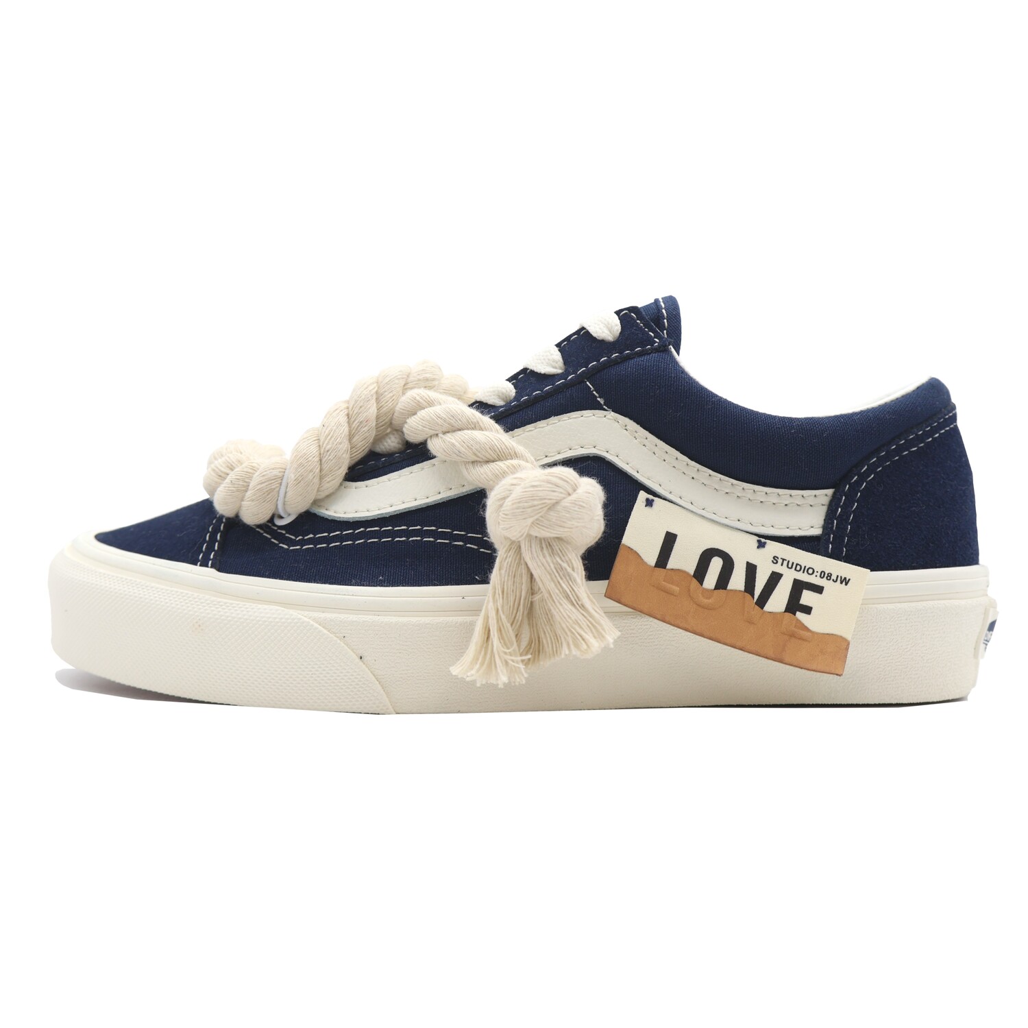 Кроссовки Vans Style 36 Skateboarding Shoes Unisex Low-top Blue/white, синий/белый
Кроссовки Vans Style 36 Skateboarding Shoes Unisex Low-top Blue/white, синий/белый