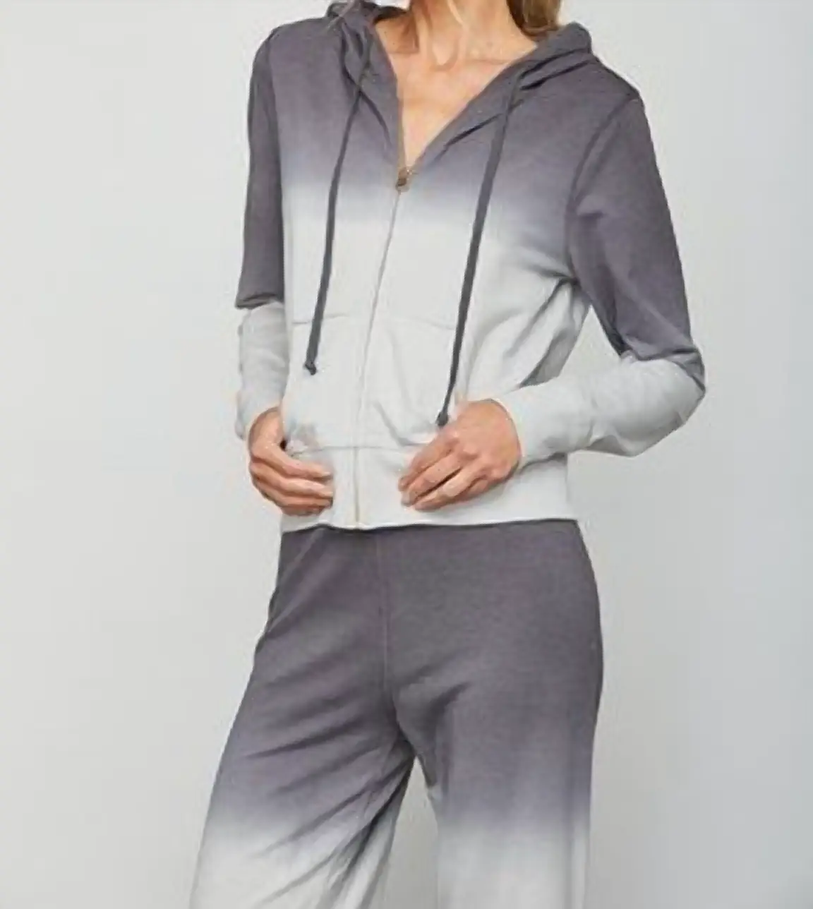 Худи Perry серого цвета sundays
Худи Perry серого цвета sundays