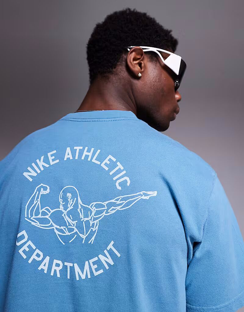 Футболка с графическим принтом Nike Training Gym Culture синего цвета
Футболка с графическим принтом Nike Training Gym Culture синего цвета