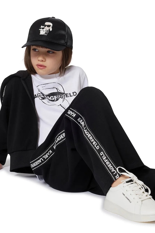 Детская бейсболка Karl Lagerfeld, черный
Детская бейсболка Karl Lagerfeld, черный
