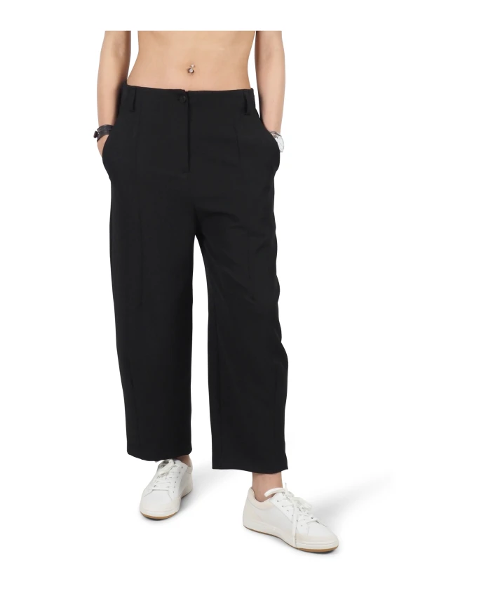 Черные женские брюки - ткань средней плотности. Alessia Santi, черный
Черные женские брюки - ткань средней плотности. Alessia Santi, черный